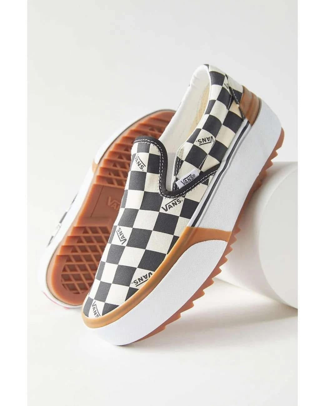 Checkered platform V🏁Ns