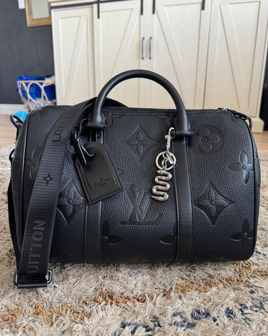 black bag 🐍