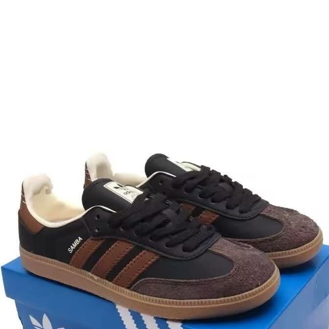black & brown S🖤mb🤎s